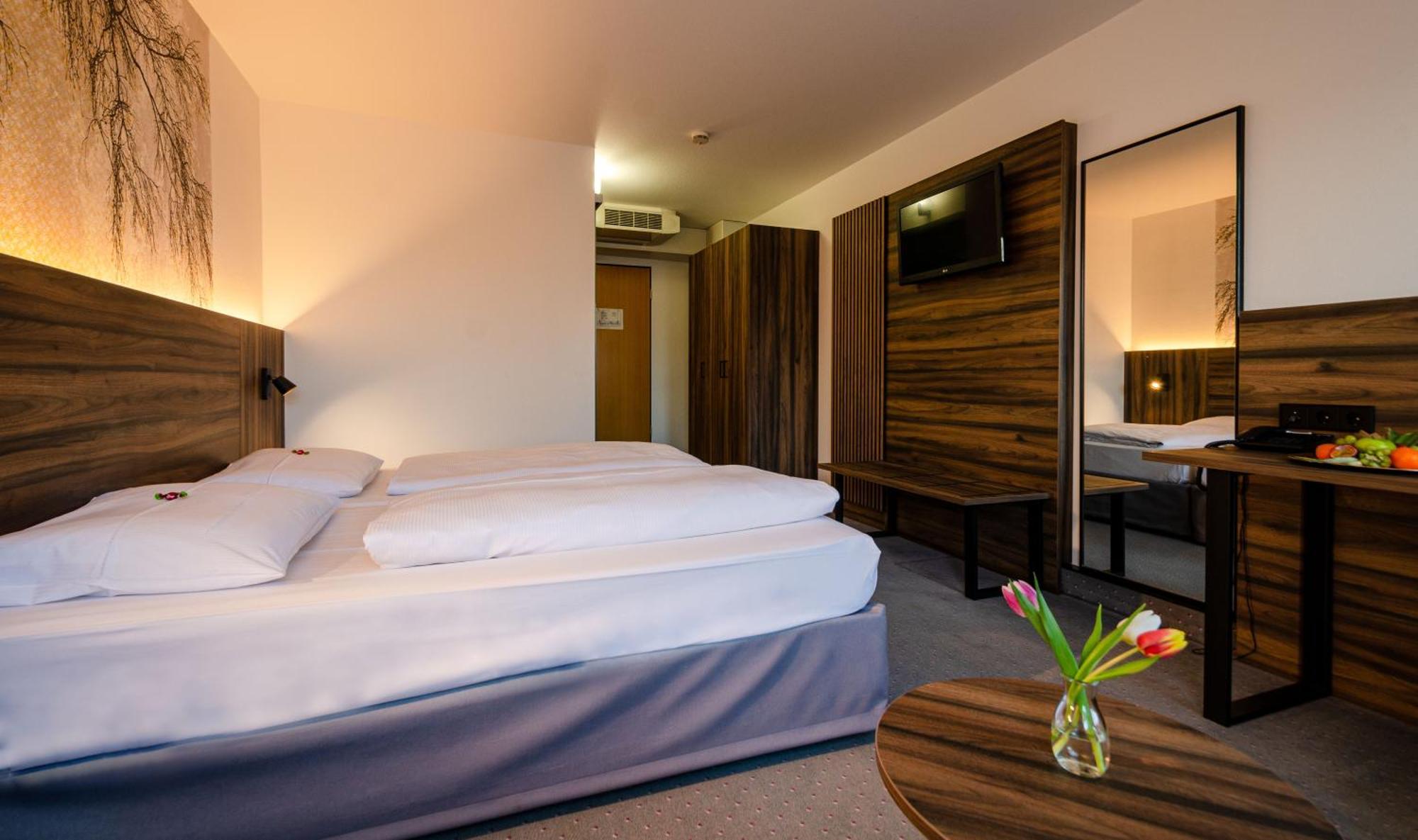 City Hotel Fortuna Reutlingen Zewnętrze zdjęcie